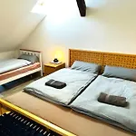 アパート P6 - Familienwohnung Am Park Und Saale ハレ