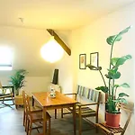 P6 - Familienwohnung Am Park Und Saale *