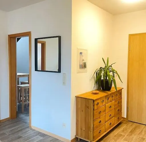 P6 - Familienwohnung Am Park Und Saale *