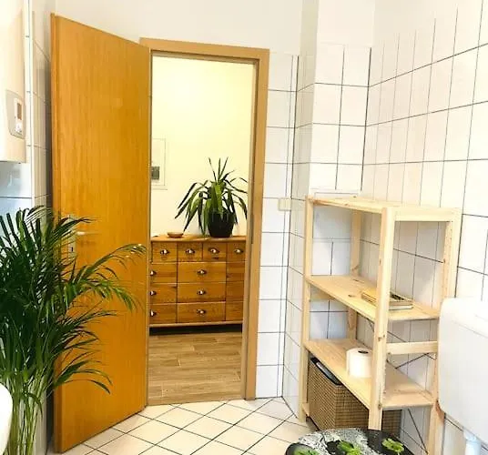 アパート P6 - Familienwohnung Am Park Und Saale ハレ